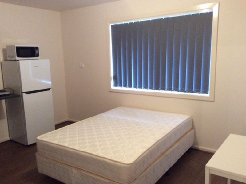 Room  6/3B Tennyson Avenue, Clayton South VIC 3169