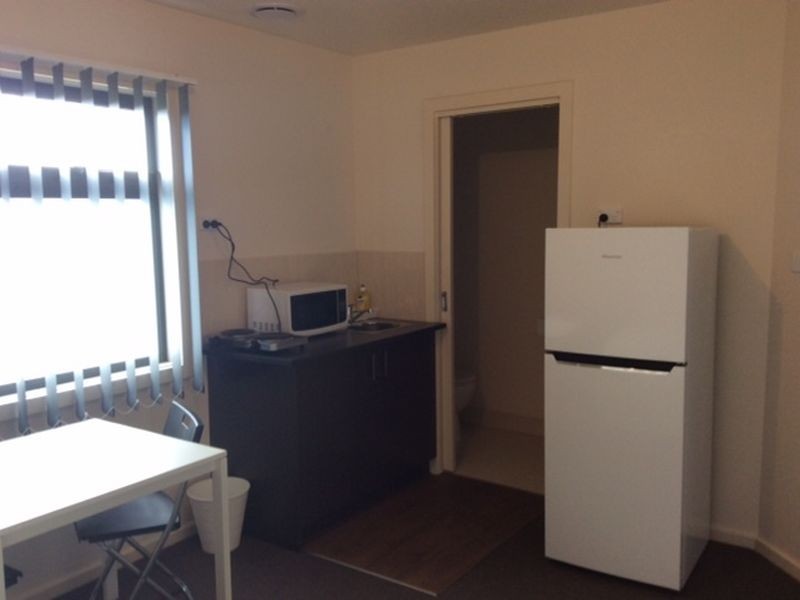 Room  6/3B Tennyson Avenue, Clayton South VIC 3169