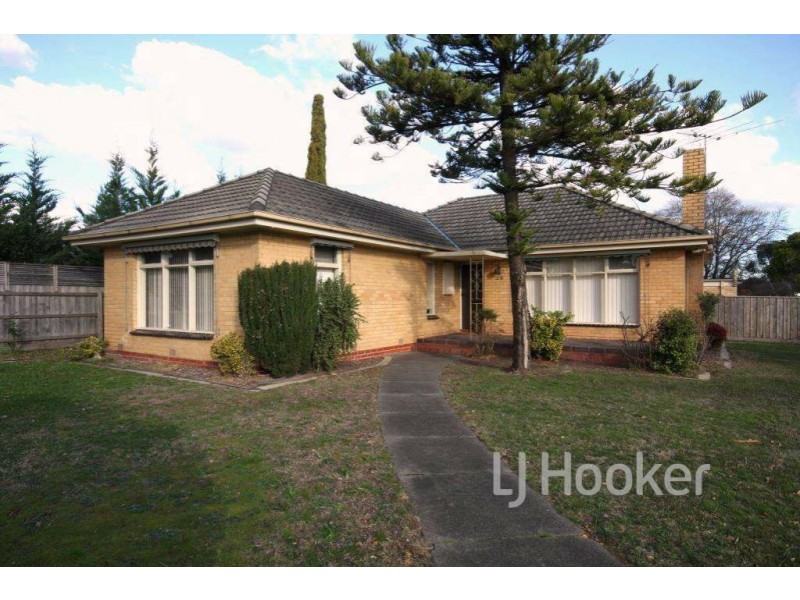 38 Carson Street, Mulgrave VIC 3170