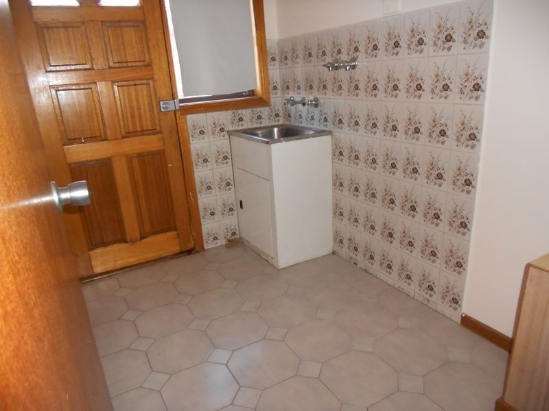 16A Fairbank Avenue, Clayton South VIC 3169