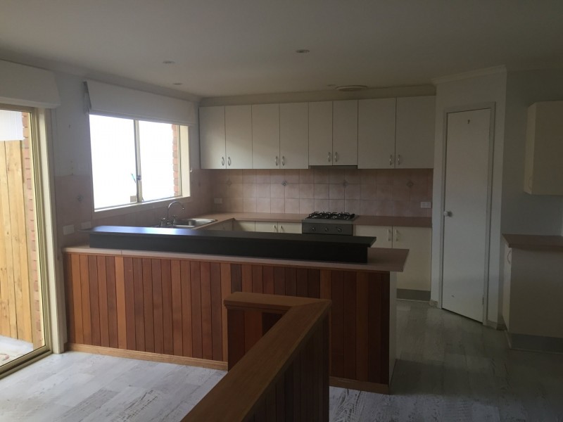 48 Miralie Way, Cranbourne West VIC 3977