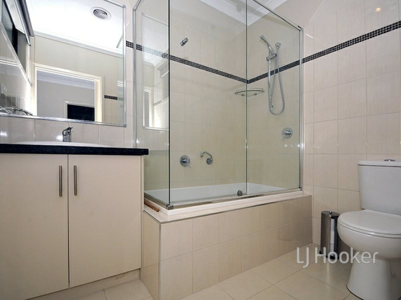 Unit 2/1 Peter Street, Oakleigh South VIC 3167