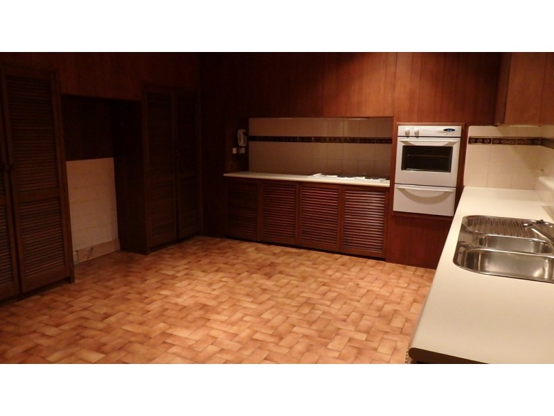 38 Clifton Street, Aberfeldie VIC 3040