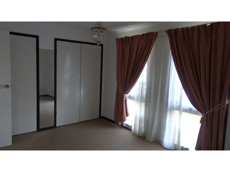 15 Rosella Avenue, Clarinda VIC 3169