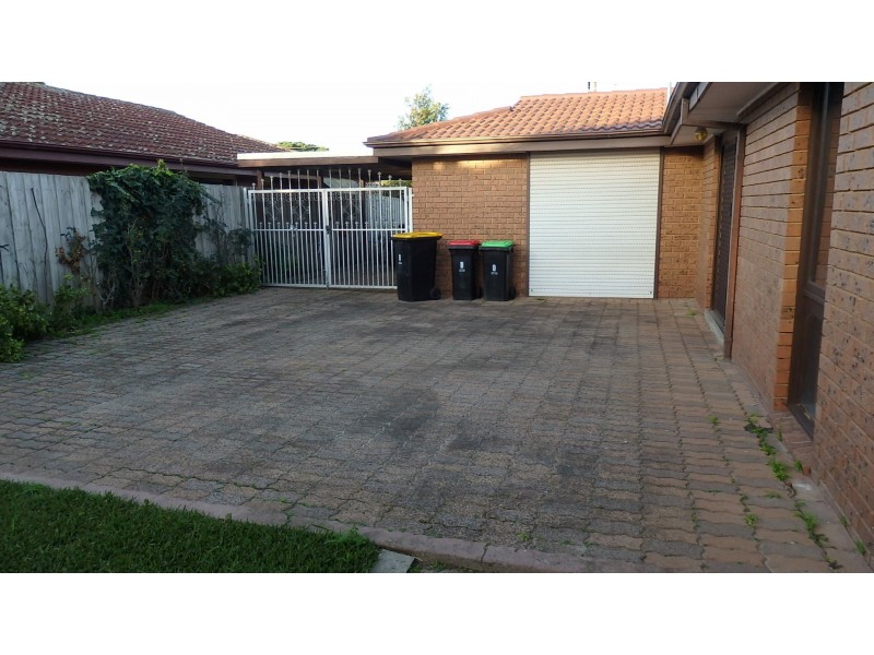 15 Rosella Avenue, Clarinda VIC 3169