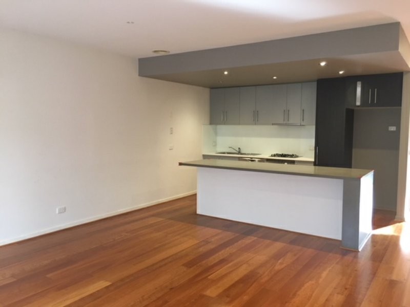38 Botanic Drive, Clayton South VIC 3169