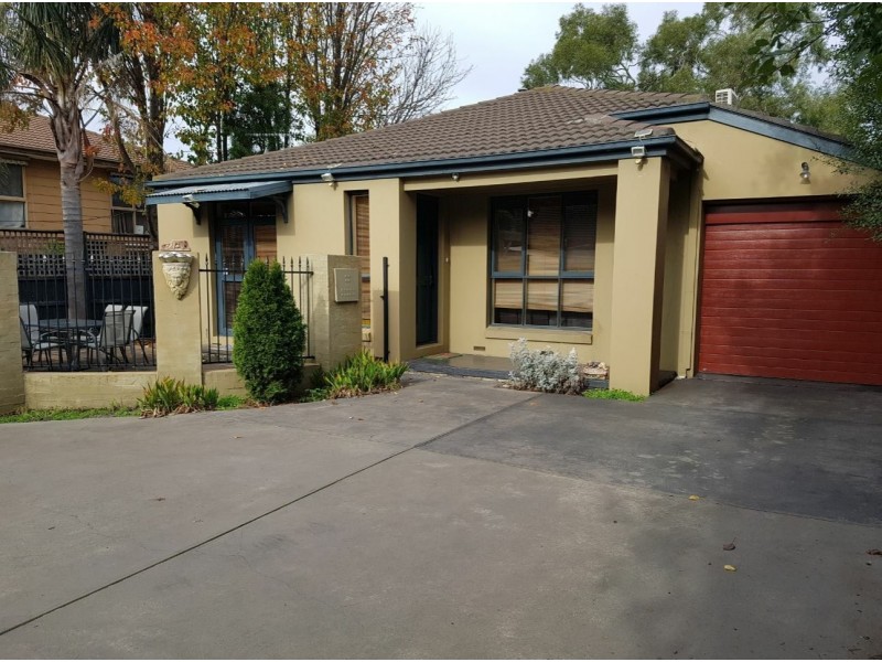 2/1174 Centre Road, Clarinda VIC 3169