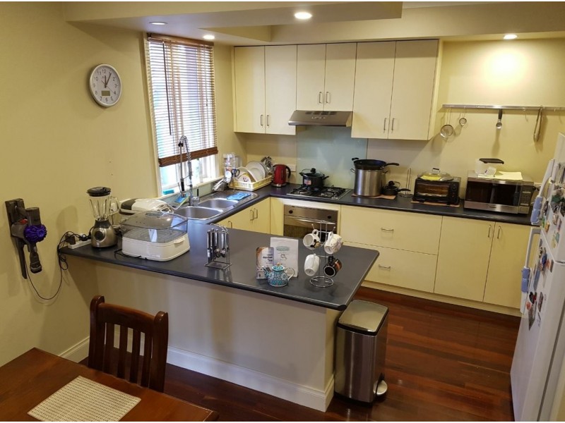 2/1174 Centre Road, Clarinda VIC 3169