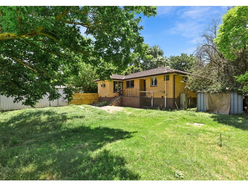 2 Illawara Crescent, Bayswater North VIC 3153