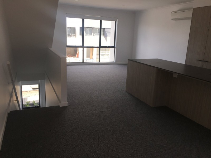 24 Jackson Green Boulevard, Clayton VIC 3168