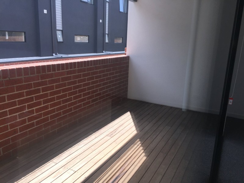 24 Jackson Green Boulevard, Clayton VIC 3168