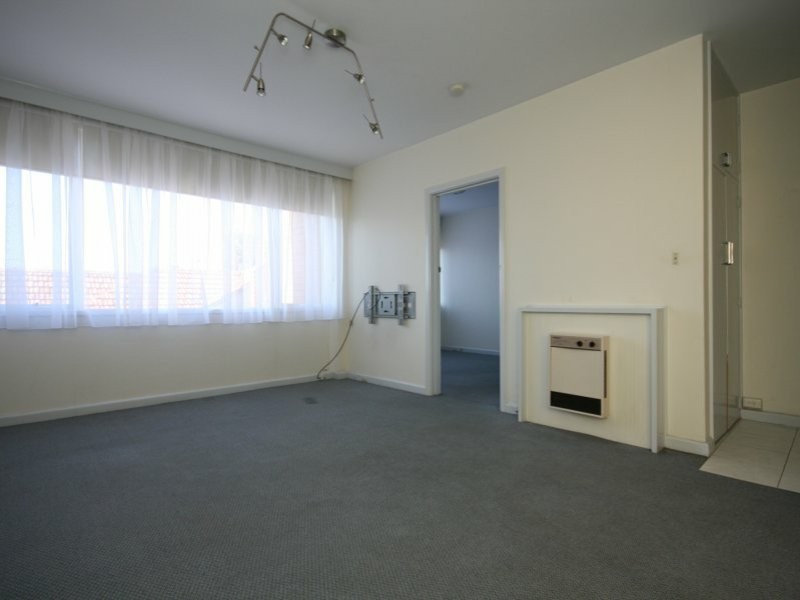 Apartment 13/311 Dandenong Road, Prahran VIC 3181