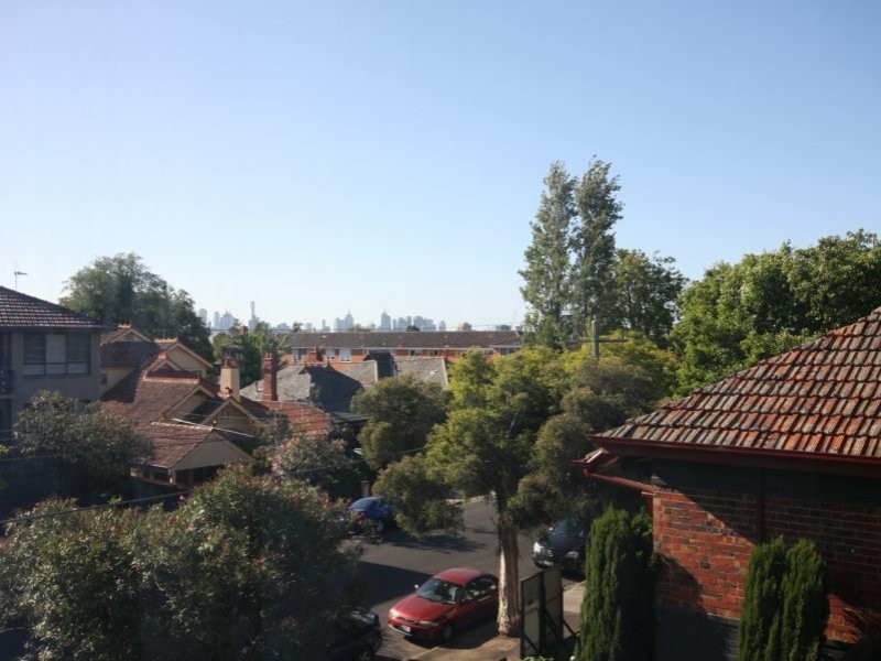 Apartment 13/311 Dandenong Road, Prahran VIC 3181