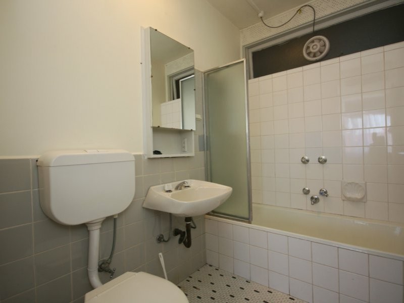 Apartment 13/311 Dandenong Road, Prahran VIC 3181