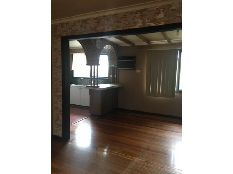 33 Monash Crescent, Clayton South VIC 3169