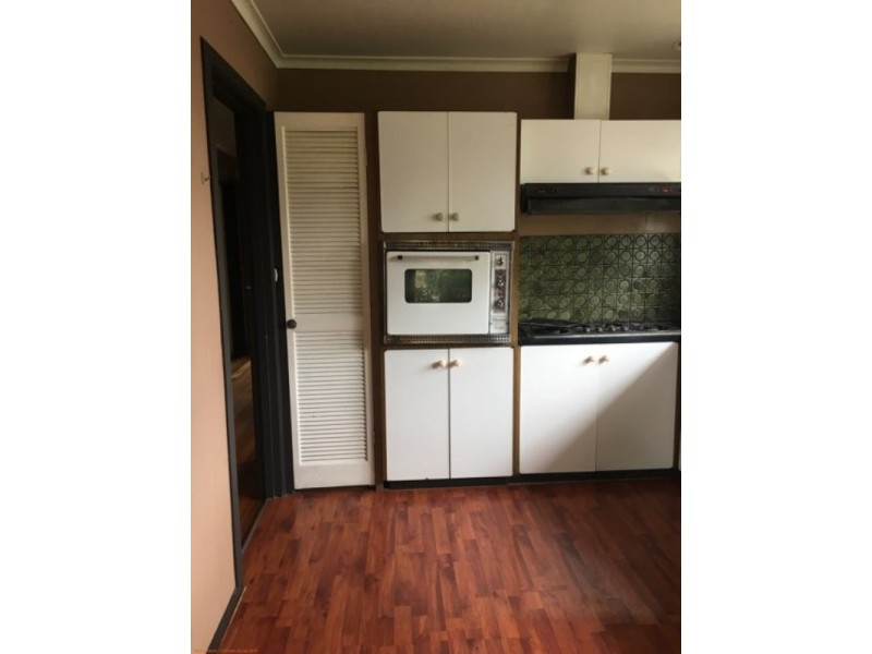 33 Monash Crescent, Clayton South VIC 3169