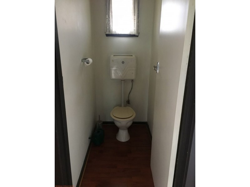 33 Monash Crescent, Clayton South VIC 3169