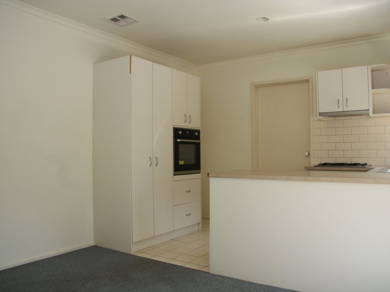 26 Kings Court, Oakleigh East VIC 3166