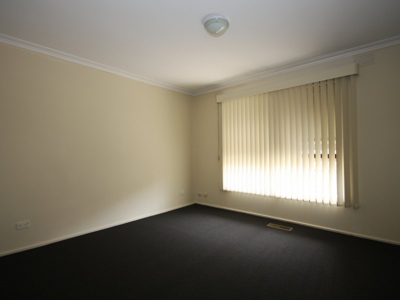 19 Meppel Drive, Clayton South VIC 3169