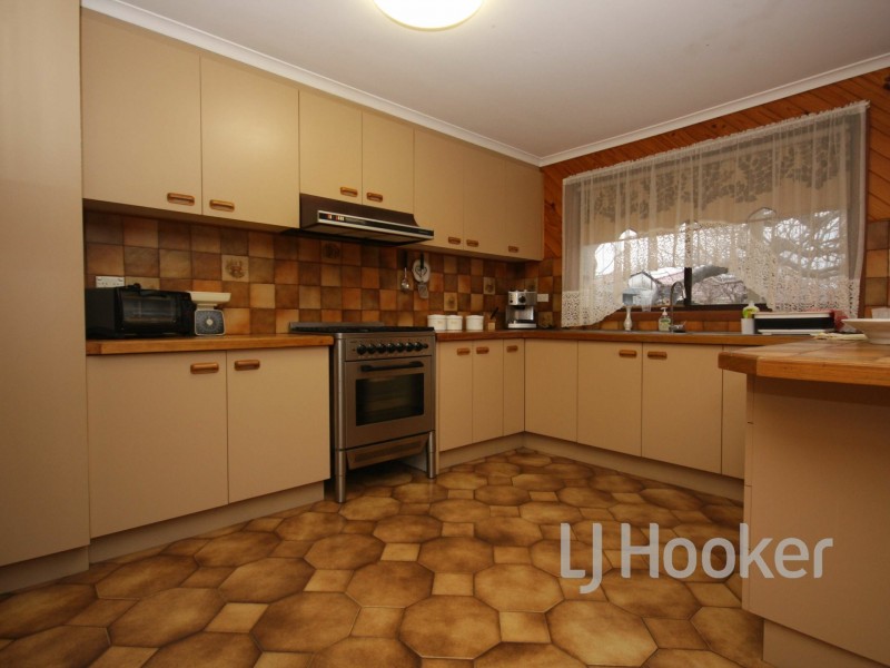 13 Eva Street, Clayton VIC 3168