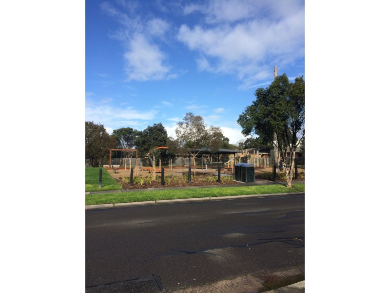 19 Dennis Street, Clayton VIC 3168