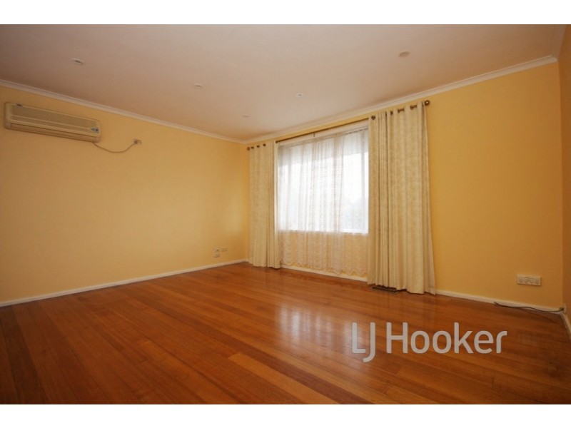 1 Barringun Crescent, Clayton South VIC 3169