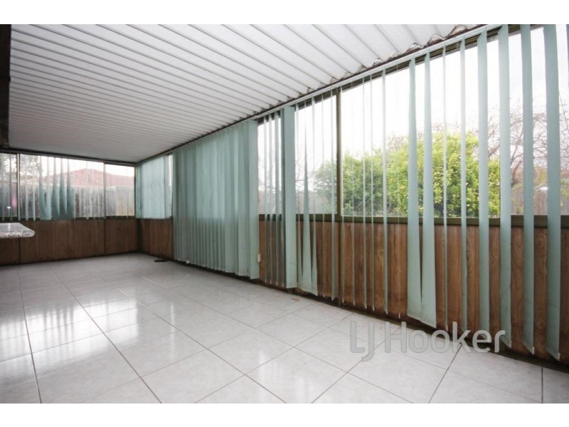 1 Barringun Crescent, Clayton South VIC 3169