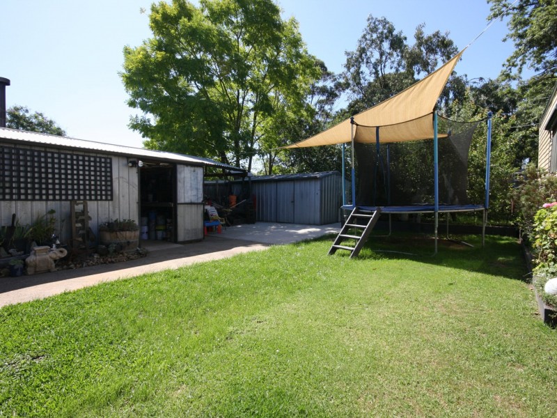 14 Floriana Ave, Doveton VIC 3177