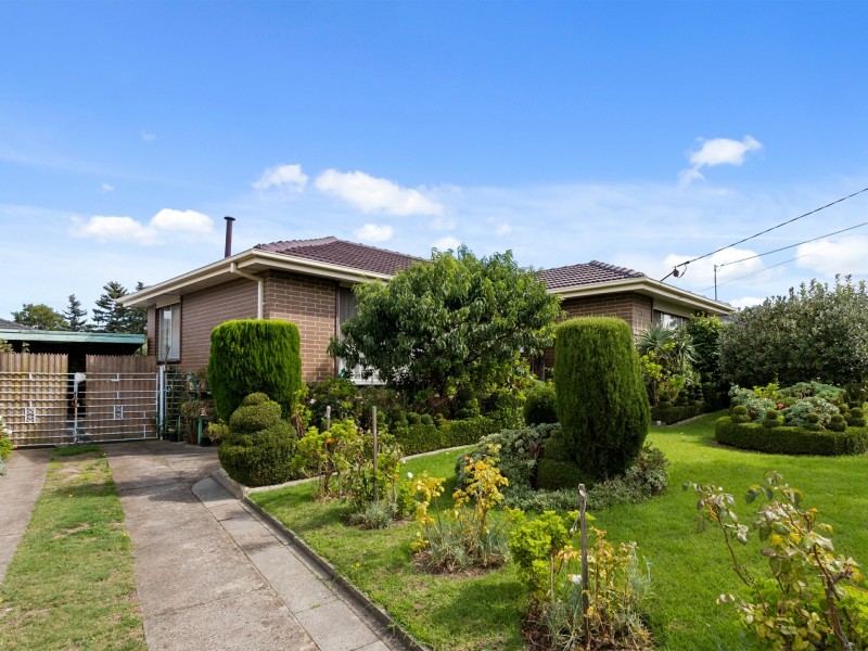 17 Monash Crescent, Clayton South VIC 3169