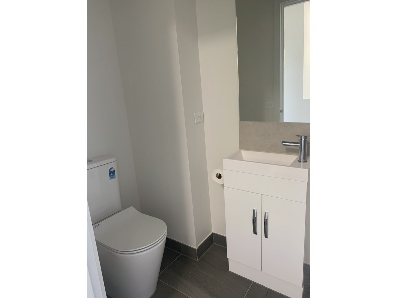 Unit 2/30 Harlington Street, Clayton VIC 3168