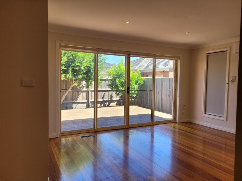 2a Hadkinson Street, Clayton South VIC 3169