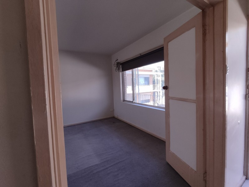 Apartment 4/1927 Dandenong Rd, Clayton VIC 3168