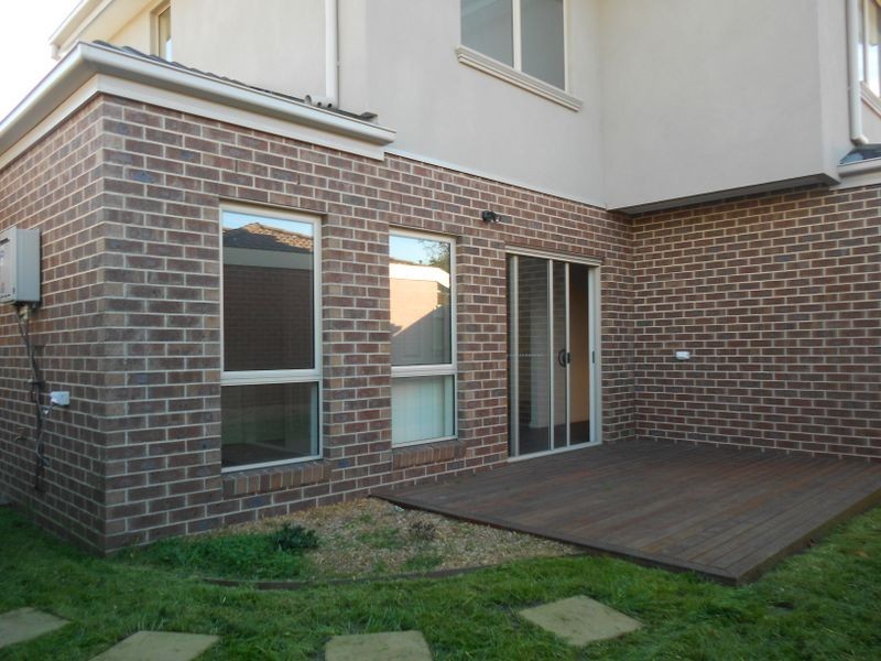 2/30 Murdo Road, Clayton VIC 3168
