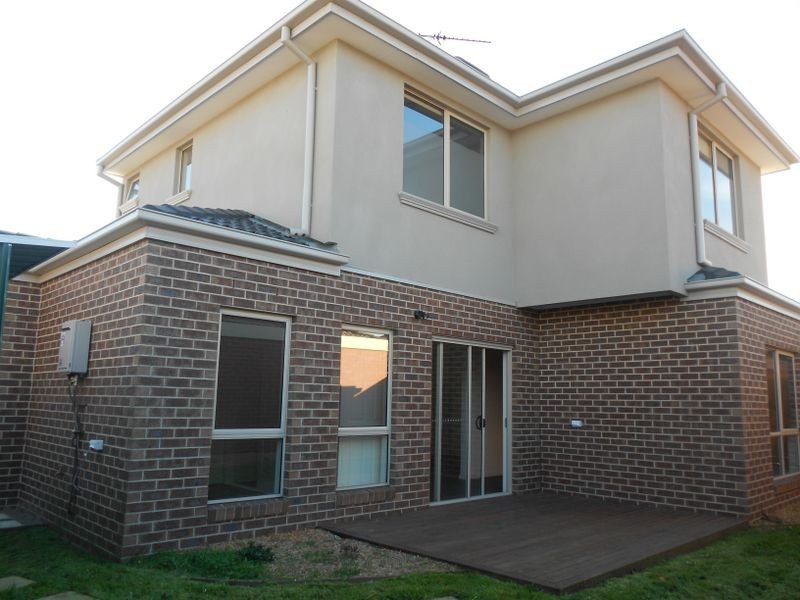 2/30 Murdo Road, Clayton VIC 3168
