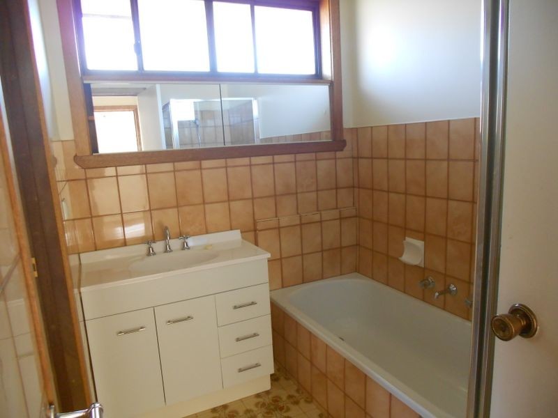 3/36 Valley Street, Oakleigh South VIC 3167