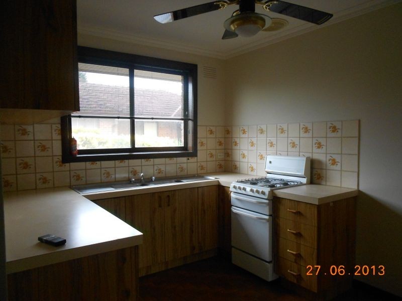 2/35 Bevan Avenue, Clayton South VIC 3169