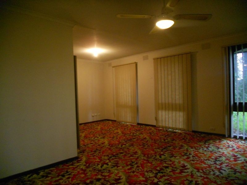 4 Yongala Court, Clayton South VIC 3169