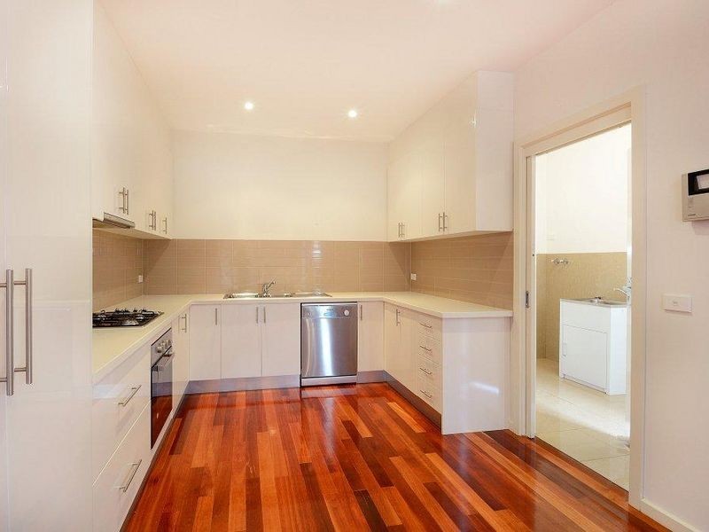 3/30 Manoon Road, Clayton South VIC 3169