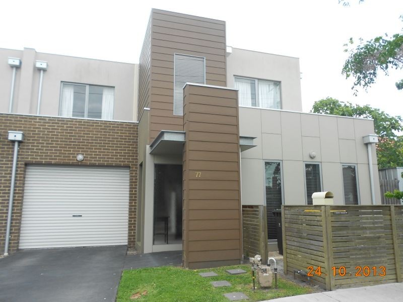 77 Prince Charles Street, Clayton VIC 3168