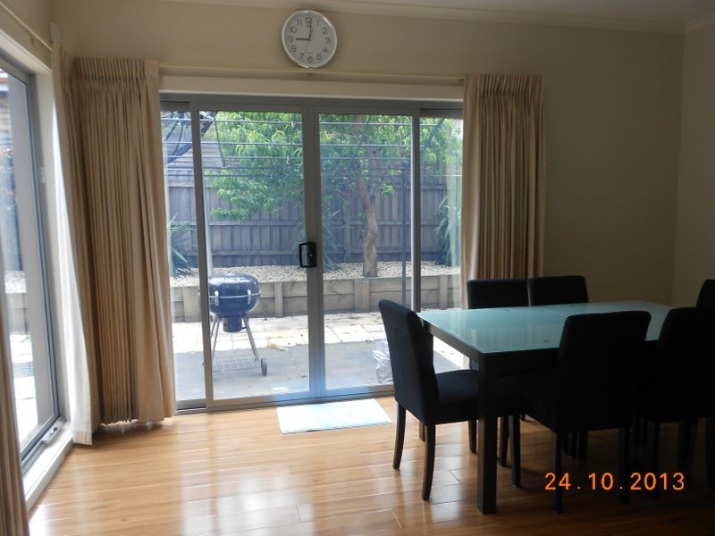 77 Prince Charles Street, Clayton VIC 3168