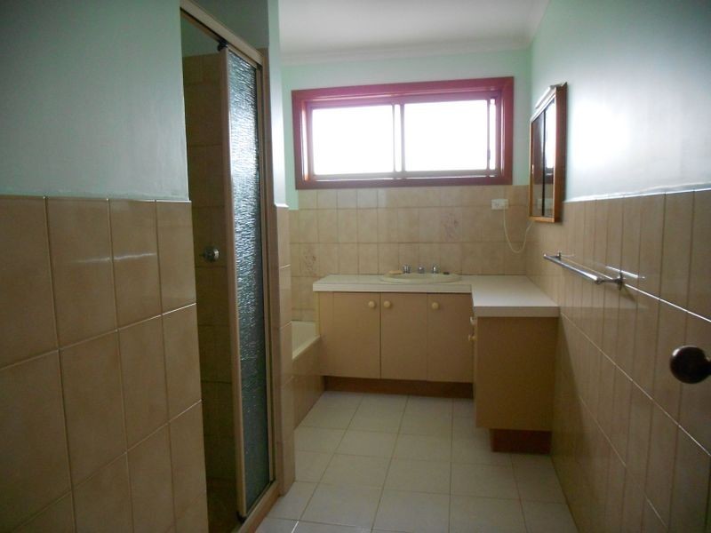 3/4 Frank Street, Noble Park North VIC 3174