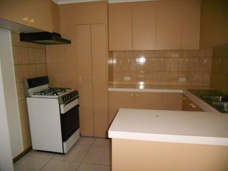 3/4 Frank Street, Noble Park North VIC 3174