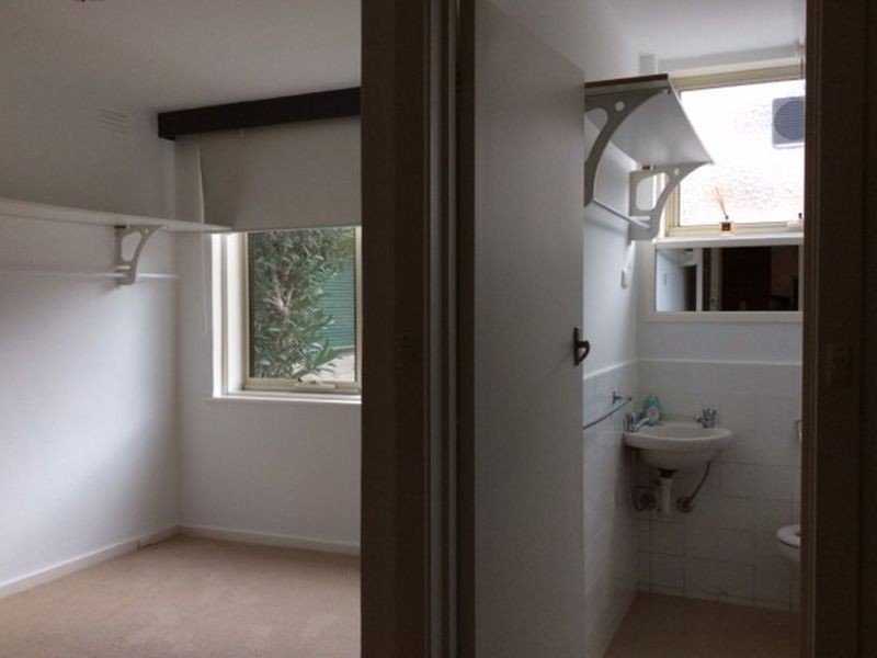 4/52 Alma Road, St Kilda VIC 3182