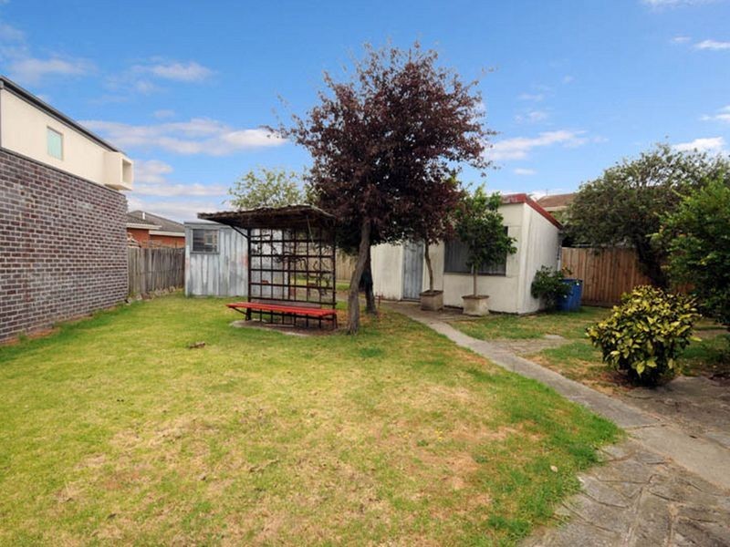 113 Kanooka Grove, Clayton VIC 3168