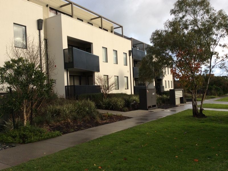 27/24 Burton Avenue, Clayton VIC 3168