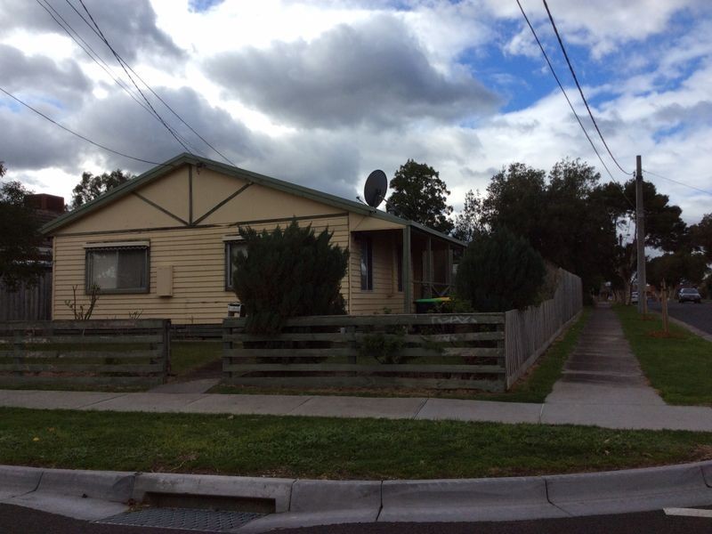 12 Frank Avenue, Clayton South VIC 3169