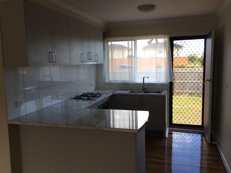 24 Fairbank Avenue, Clayton South VIC 3169