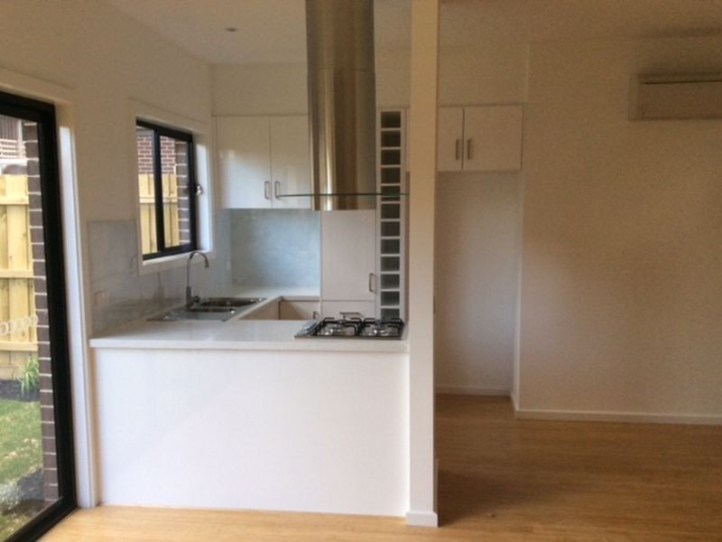 3/54 Edinburgh Street, Clayton VIC 3168