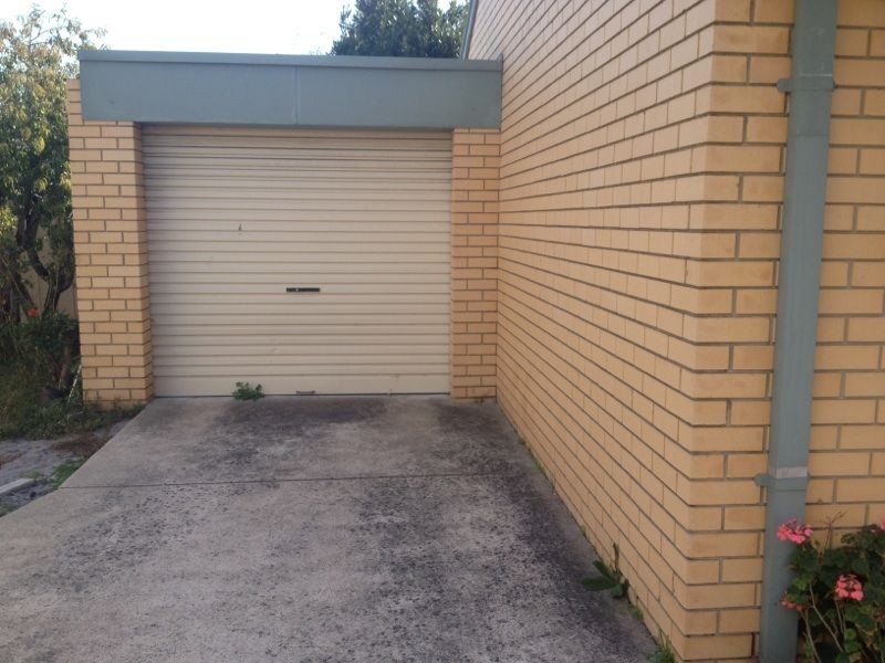 2/18 Manoon Road, Clayton South VIC 3169