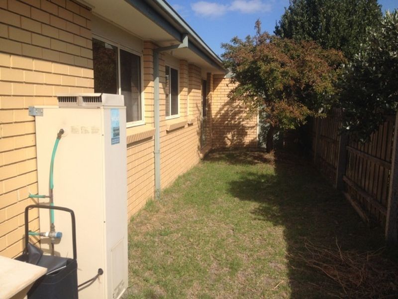 2/18 Manoon Road, Clayton South VIC 3169